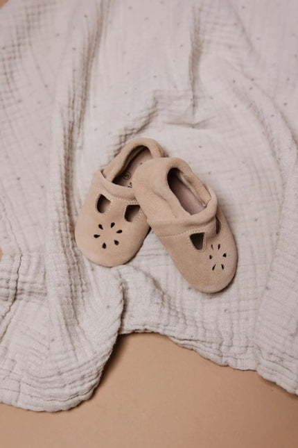 Baby Dutch Baby Schoentjes Juna Beige Suede koop je bij Babywinkel