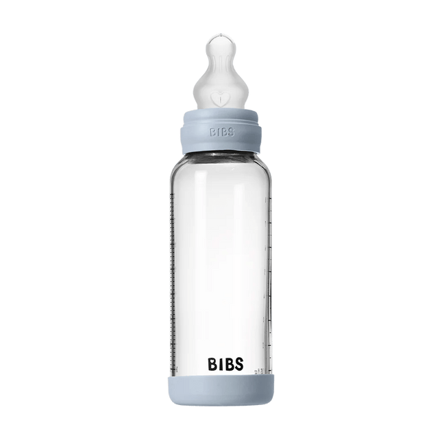 BIBS Babyfles Glass Silicone Baby Blue 240Ml koop je bij Babywinkel