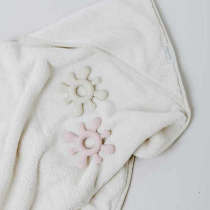 Baby's Only Bijtring Blossom Oud Roze - Baby's Only - Babywinkel - 8720791353452