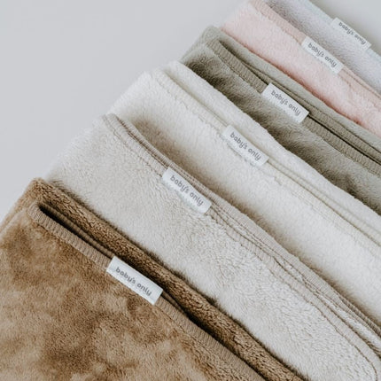 Baby's Only Ledikantdeken Cozy Dusty Grey - Baby's Only - Babywinkel - 8720791352479
