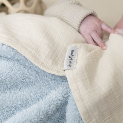 Baby's Only Ledikantdeken Cozy Misty Blue - Baby's Only - Babywinkel - 8720791352486