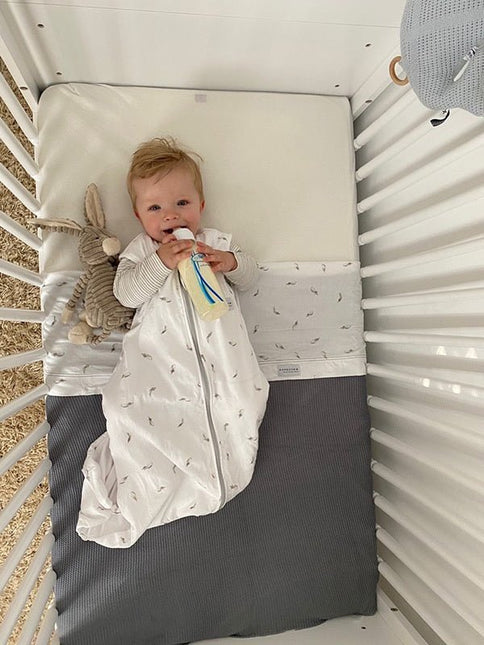 Bamboom Wiegdeken Gebreid Knitted Warm Grijs 75x100cm - Bamboom - Babywinkel - 8053306050158
