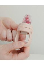 BIBS Baby Feeder Blush - Babywinkel - 5713795261932
