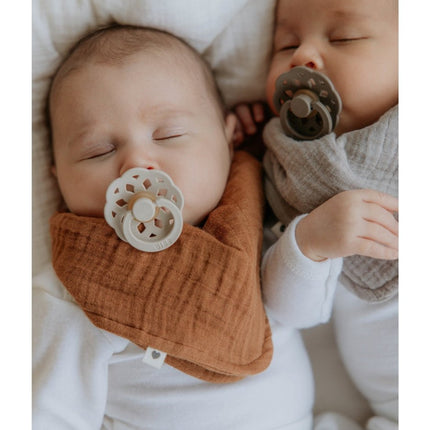 BIBS Slabbetje Bandana Sand - BIBS - Babywinkel - 5713795222926