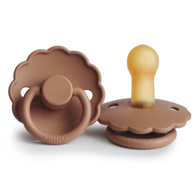 Frigg Speen Maat 1 Daisy Peach Bronze Latex - Frigg - Babywinkel - 5715239213712