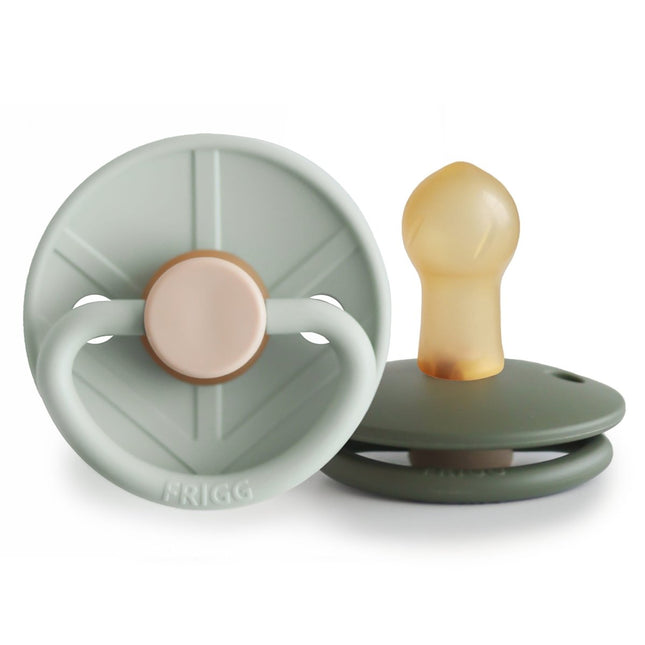 Frigg Speen Maat 1 Little Viking Sage/Olive Latex - Frigg - Babywinkel - 5715239026152