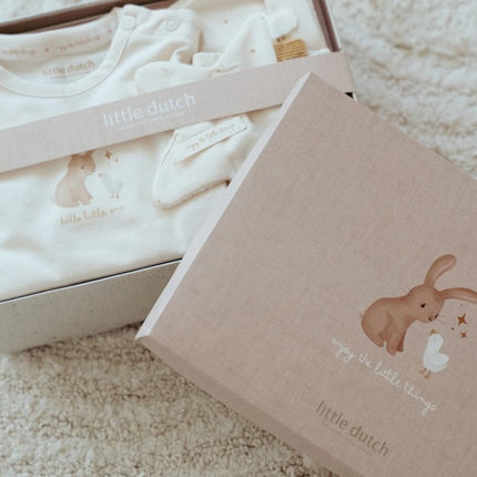 Giftset kleding newborn naturals koop je bij Babywinkel