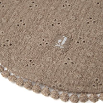 Jollein Slabbetje Bandana Rond Embroidery Biscuit - Jollein - Babywinkel - 8717329366763