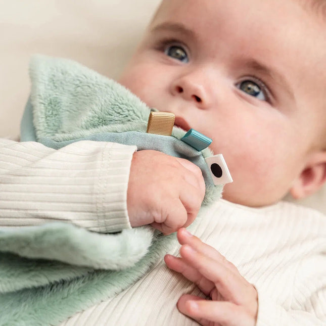 Knuffeldoekje Elphee Blue koop je bij Babywinkel