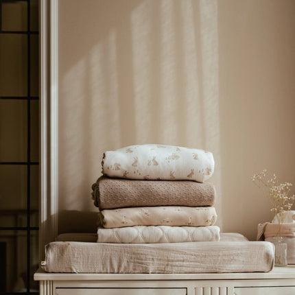 Little Dutch Ledikantdeken Beige Little Goose koop je bij Babywinkel