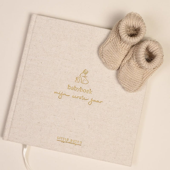 Little Dutch Baby Boekje Mijn Eerst Jaar Baby Bunny koop je bij Babywinkel