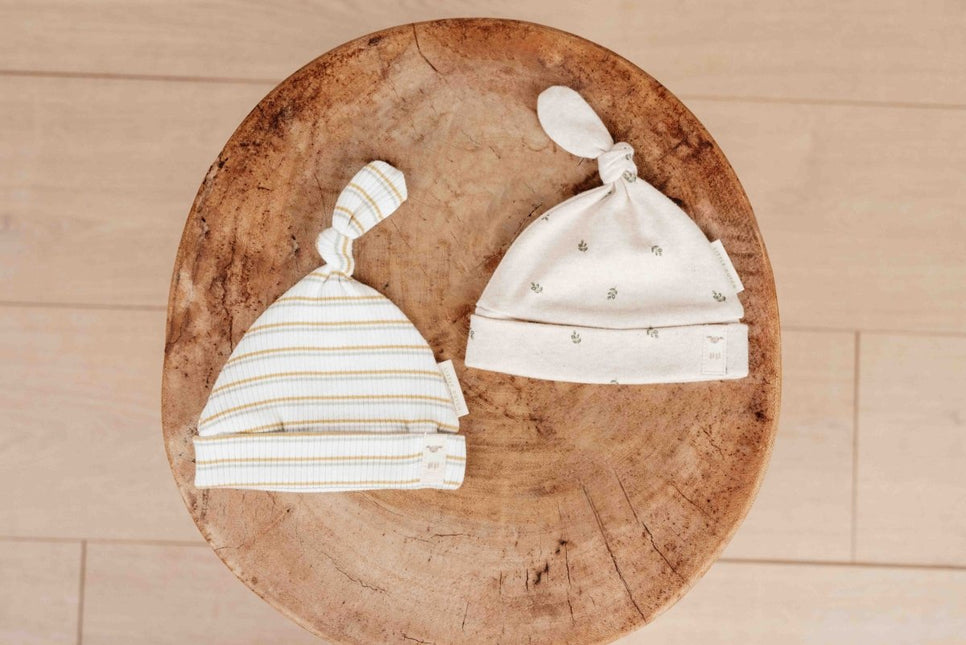 Little Dutch Babymutsje Met Knoop Green Leaves - Little Dutch - Babywinkel - 8720986873314