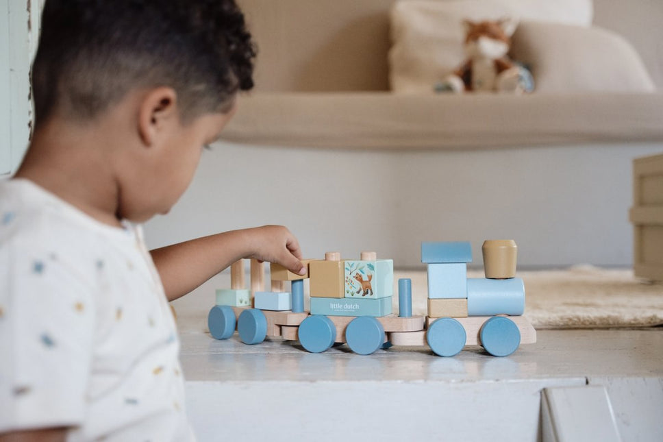 Little Dutch Blokkentrein Forest Friends koop je bij Babywinkel