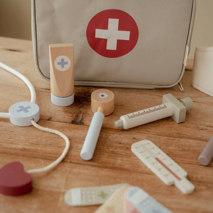 Little Dutch Doktersset koop je bij Babywinkel