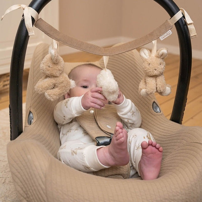 Little Dutch Hangspeeltje Autostoel Baby Bunny - Little Dutch - Babywinkel - 8713291888678