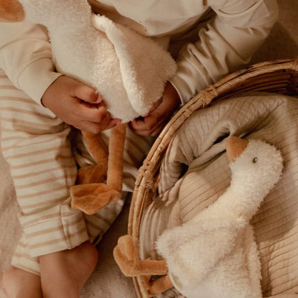 Little Dutch Knuffel Newborn Little Goose 17cm koop je bij Babywinkel