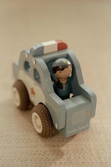 Little Dutch Politiewagen Met Pegdoll koop je bij Babywinkel