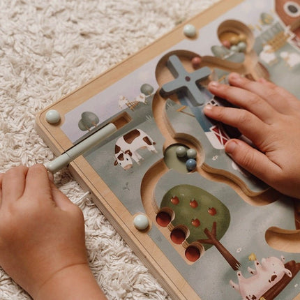 Little Dutch Spelletje Magnetisch Doolhof Little Farm - Little Dutch - Babywinkel - 8713291771642