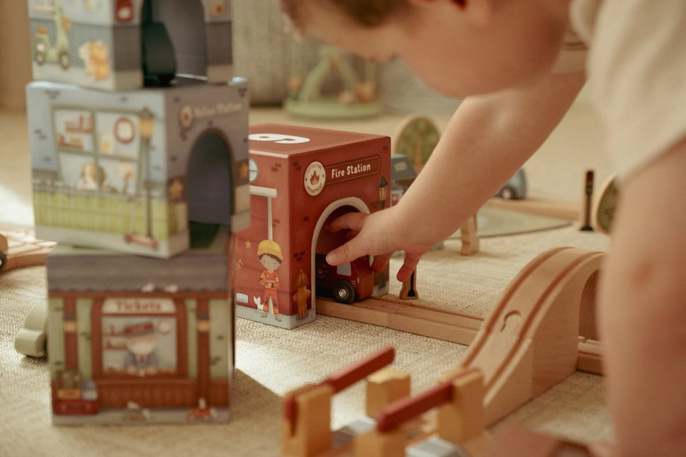 Little Dutch Stapeltoren Incl. 6 Auto's koop je bij Babywinkel