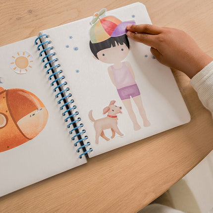 Little Dutch Stickerboek Aankleedboek Jim En Friends - Little Dutch - Babywinkel - 8714274125407