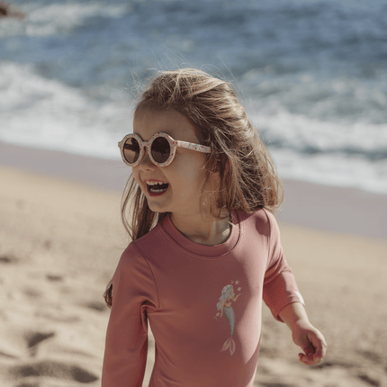 Little Dutch Zonnebril Dreamy Flower Field koop je bij Babywinkel