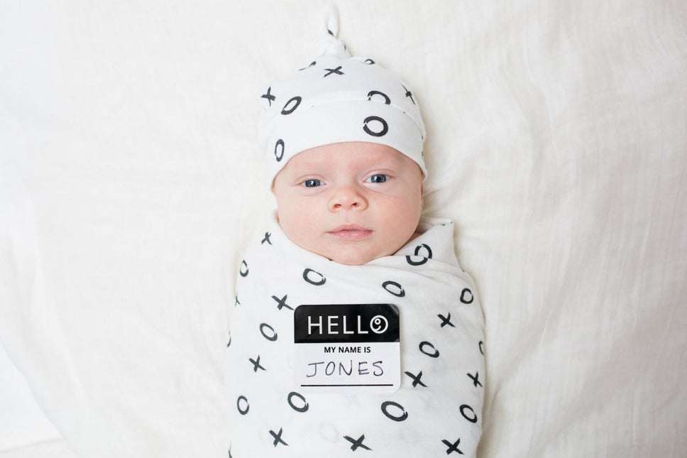 Lulujo Hydrofiele Doek Met Muts En Sticker Hugs & Kisses - Lulujo - Babywinkel - 628233456427