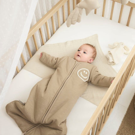 Meyco Baby Slub Met Smile Applicatie Baby Slaapzak Met Afritsbare Mouwen Taupe/Offwhite - Meyco - Babywinkel - 4054703841633