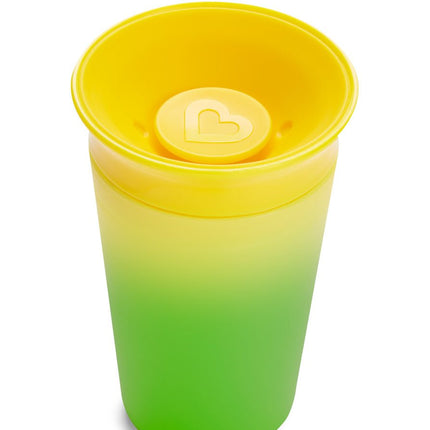 Munchkin Oefenbeker Changing Color Cup Yellow - Munchkin - Babywinkel - 5019090518680