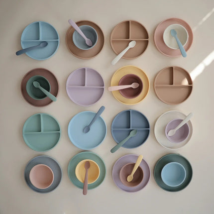Mushie Baby Kom Siliconen Powder Blue - Mushie - Babywinkel - 810052464329
