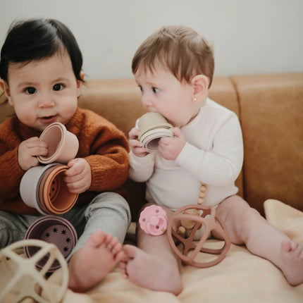 Mushie Bijtring Bal Woodchuck - Mushie - Babywinkel - 810052461090