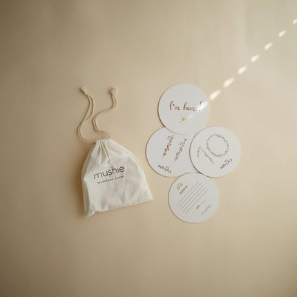 Mushie Mijlpaalkaarten Rond - Mushie - Babywinkel - 810052462387