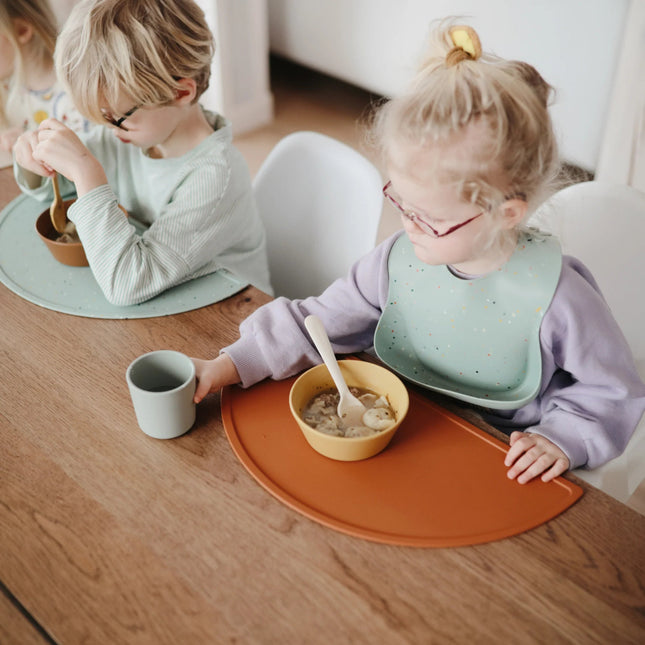 Mushie Placemat Clay - Mushie - Babywinkel - 810052460925