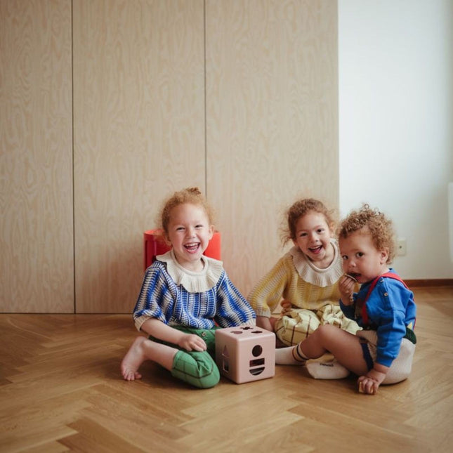 Mushie Vormenstoof Petal koop je bij Babywinkel