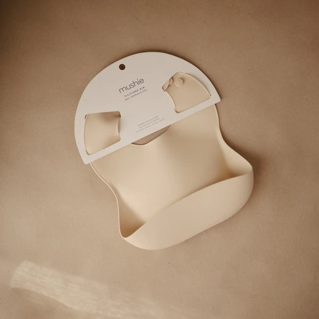 Mushie Slabbetje Siliconen Shifting Sand koop je bij Babywinkel