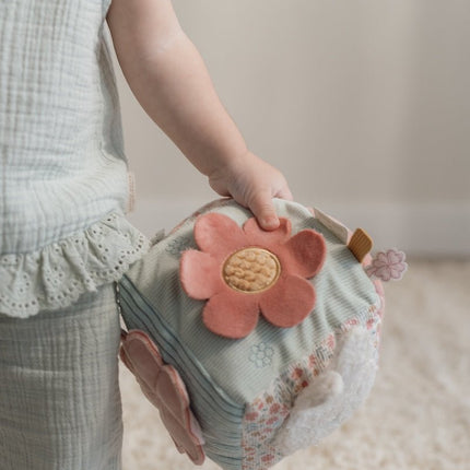Nijntje Activiteitenkubus Lucky Blossom koop je bij Babywinkel