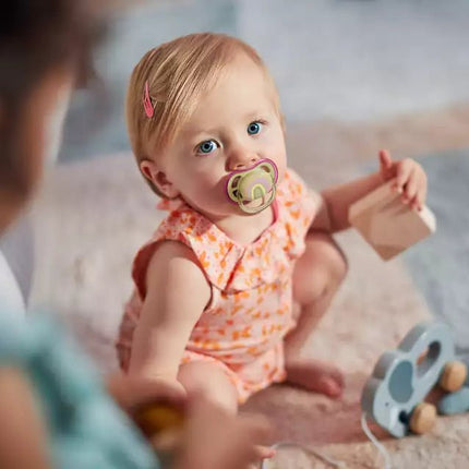 Philips Avent Fopspeen +0 Maanden Air Zon/Regenboog Girl - Philips Avent - Babywinkel - 8720689012706