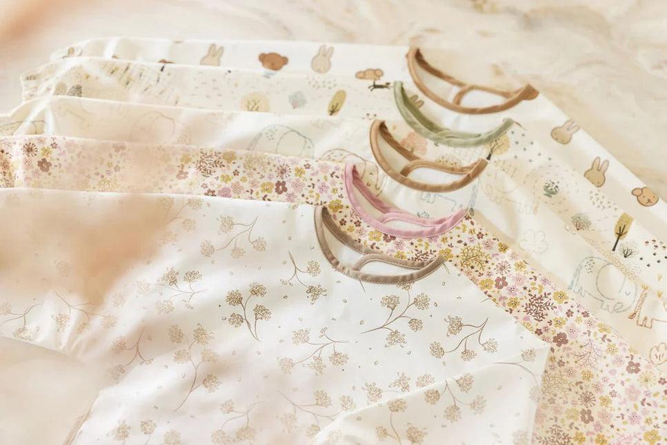 Jollein Slabbetje Met Mouw Flower Fairies Waterproef koop je bij Babywinkel