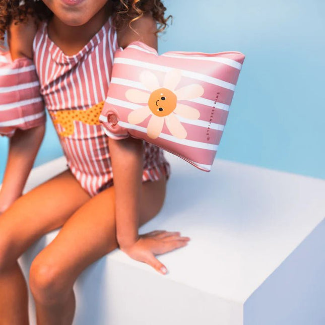 Swim Essentials Zwembandjes – Daisy Flower Red and White koop je bij Babywinkel