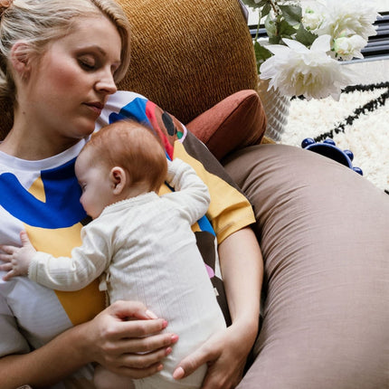 That's Mine Voedingskussen Brown koop je bij Babywinkel