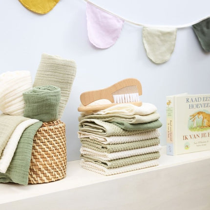 Washandjes 3 - pack pre - washed hydrofiel Uni - naturel/soft olive/olive green - 20x17cm - Babywinkel - 4054703508130